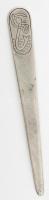 Ezüst(Ag) levélbontó, jelzett, gravírozott, h: 14 cm, nettó: 15 g / Silver letter opener 15 g