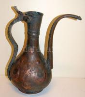 Keleti motívumokkal díszitett réz kancsó + tálca