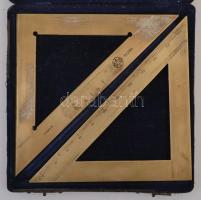 cca 1900 Jelzett réz vonalzó készlet eredeti dobozában / Vintage set of rulers