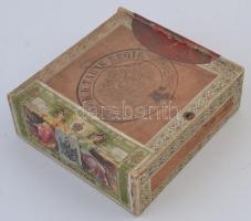 cca 1900 k.u.k. Tabak Regie Selectos faragott, litho címkés fadoboz szivaroknak / Tobacco, cigar wooden box with lithographic label 13x13 cm