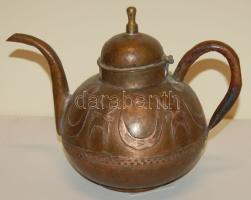 Keleti motívumokkal díszitett réz kancsó