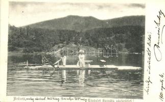 Szováta-sósfürdő, Sovata; tutajozás a Medve-tavon / rafting on the lake