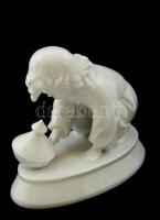Zsolnay kisfiú a búgócsigával, fehér mázas, jelzett, hibátlan, m:11 cm, h: 14 cm (tervező:Sinkó Andr...