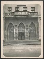 cca 1930 Debrecen, Uránia mozi, fotó, hátulján feliratozva, 12×9 cm