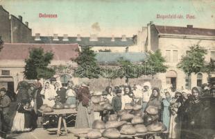 Debrecen, Degenfeld téri piac, kenyér árusok; Az Újpesti Demokrata Asztaltársaság pecsétjével (szakadás / tear)