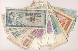 25db-os vegyes külföldi bankjegy tétel, közte Jugoszlávia, Lengyelország, Líbia, Románia T:III,III-
...