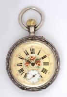 Ezüst fedeles zsebóra, nagyon szép, festett számlappal, másodperc mutatóval. Jól működő állapotban. / Vintage silver pocket watch with painted dial.d:5 cm