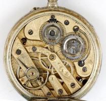 Ezüst fedeles zsebóra, nagyon szép, festett számlappal, másodperc mutatóval. Jól működő állapotban. ...