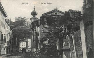 Gorizia, Görz; La via Scuole / street view with house ruins
