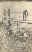 Pola, Osztrák-magyar matrózok uszás oktatása / K.u.K. Kriegsmarine, swimming lesson of mariners, Stefan Vlach photo
