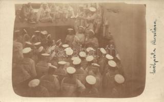Osztrák-magyar matrózok fedélzeten, levélposta kiosztása / K.u.K. Kriegsmarine, mariners on board, handing out the letters, photo
