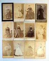 1860-1900 Régi fényképek: Női teljes alak képek (12db)