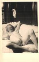 4 db régi erotikus és pornográf fotó képeslap / 4 pre-1945 erotic and pornographic photo postcards