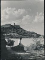 cca 1930 Tihanyi látkép, pecséttel jelzett vintage fotóművészeti alkotás Kerny István (1879-1963) hagyatékából, 22x16,5 cm