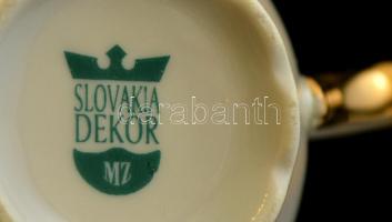 Jelzett matricás csésze és alj (2 db), hibátlan, eredeti dobozában