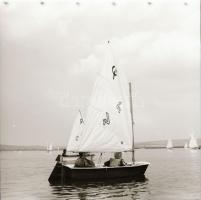 cca 1930 Budapest, élet a Dunán és a két partján, korabeli vintage negatívokról készült 11 db mai na...