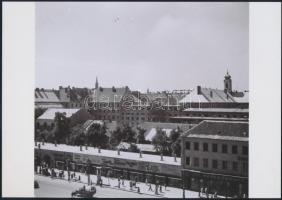 cca 1965 Budapest, Tanács körút, 2 db vintage negatívról készült mai nagyítás, 18x25 cm