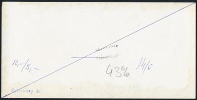 cca 1965 Gyászmenet Kalotaszegen, pecséttel jelzett vintage fotóművészeti alkotás, 12x23,5 cm