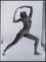 cca 1977 Látnivalók, 4 db szolidan erotikus fénykép, vintage negatívról készült mai nagyítások, 25x18 cm / 4 erotic photos, 25x18 cm