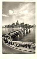 Budapest - 15 db főleg RÉGI városképes lap, vegyes minőség / 15 mostly pre-1945 town-view postcards,...