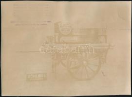 cca 1910-1915 Köhler-féle tűzoltószekér 2 db fotója,
elő- és hátoldalán pecséttel jelzett, hajtásny...