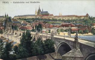 Praha, Prag; Karlsbrücke und Hradschin / bridge, castle (EK)