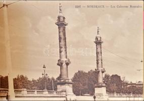 Bordeaux - postcard booklet with 12 postcards