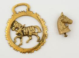 2 db lómotívumos dísztárgy, réz, különböző méretben