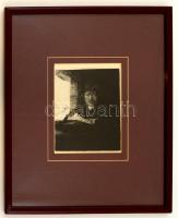 Jelzés nélkül: Rembrant önarckép. Heliogravűr, papír, üvegezett keretben, 15×13 cm