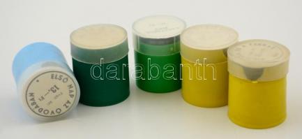 5 db retró diafilm: A csavargó bocs, Előkelő utasok, Piroska és a farkas, Első nap az óvodában, Mese az öt kis kínairól