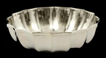 Ezüst(Ag) bordázott tálka, monogrammal, jelzett, d: 8 cm, nettó: 29,1 g