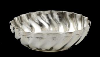 Ezüst(Ag) bordázott tálka, jelzett, d: 5,5 cm, nettó: 11,1 g