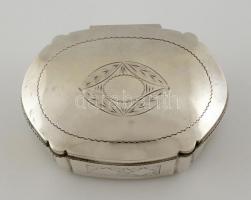 Ezüst (Ag.) cukordoboz, jelzett, mesterjeggyel (HS), 13,5×8,5 cm, m:6,5 cm,  nettó:330 g