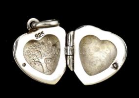 Ezüst(Ag) nyitható szív függő, jelzett, 2x1,4 g, nettó: 1,9 g