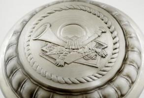 Német postás söröskorsó fémtetővel, tetőn kis horpadással,  m:24 cm