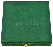 Kiss György (1943-2016) DN "Rákoshegyért" egyoldalas Br plakett, dísztokban (111mm)