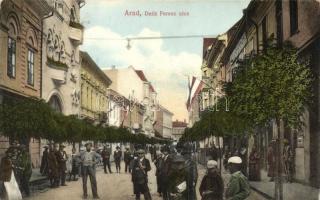 Arad, Deák Ferenc utca, üzletek, zászlók, Husserl kiadása / street, shops, flags