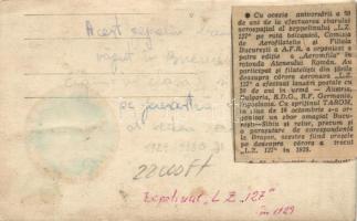 1929 Nagyszeben, Hermannstadt, Sibiu; Graf Zeppelin LZ 127-es típusú léghajó a városháza fölött, emb...