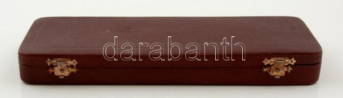 "J. Godet u. Sohn kgl. Hofjuweliere, Berlin" feliratos óratartó tok