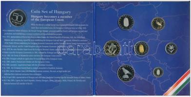 2004. 1Ft-100Ft (7xklf) forgalmi sor dísztokban, valamint 2004. 50Ft Cu-Ni "Magyarország az Eur...