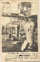 1917 Az otrantói csatában megsérült SMS Novara gyorscirkáló. A találat mellyel Horthy Miklós parancsnok is megsérült / K.u.K. Kriegsmarine, damaged SMS Novara after the battle of Otranto, photo