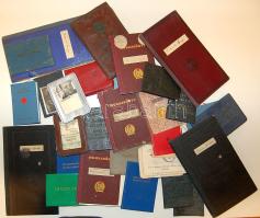 cca 1940-1970 30 db bizonytvány, igazolvány, tagsági könyv