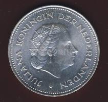 Hollandia 1970. 10G Ag "Wilhelmina-Julianna" T:1/2