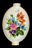 Herendi virágmintás hamutálka, kézzel festett, jelzett, hibátlan, 9x5 cm.