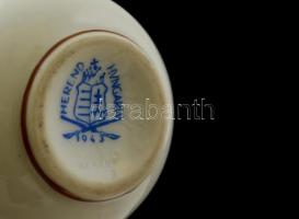 Herendi virágmintás mini váza, porcelán, kézzel festett, jelzett, hibátlan, 6 cm