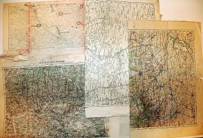 14 db vegyes állapotú katonai térkép