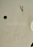 Herendi fehér mázas kutya, jelzett, apró máz hibával, 13x22 cm