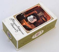 1981 Vinum Tokajense Passum, 5 puttonyos tokaji aszú, eredeti dobozában, 0,3 l