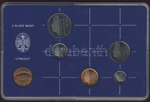 Hollandia 1982. 5c-2 1/2G (5klf db) + zseton forgalmi sor szettben T:BU