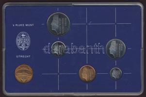 Hollandia 1983. 5c-2 1/2G (5klf db) + zseton forgalmi sor szettben T:BU